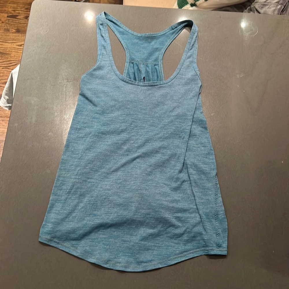 Lululemon racerback tank with knot tie in the back